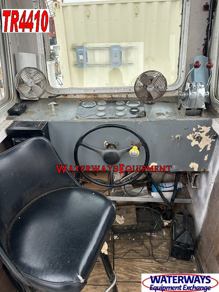 TR4410 - 400 HP TRUCKABLE BOAT
